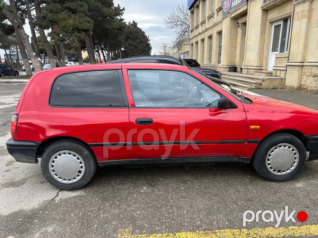 Nissan Sunny, 1.4 L, 1998 il, 300 000 km — Avtomobillər, Bakı (2)