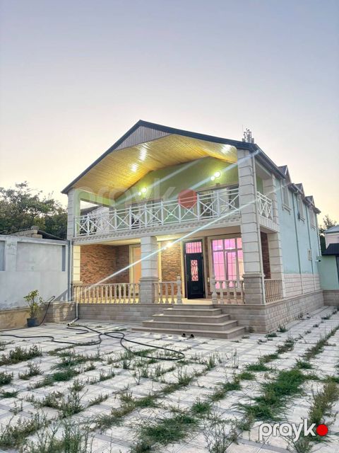 Satılır 5 otaqlı həyət evi/bağ evi 650 m² — Bakı