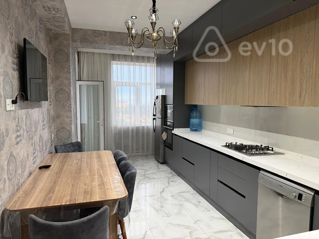 3 otaqlı mənzil, 130 m², Çobanzadə küç. — kirayə — Mənzil, Bakı (2)