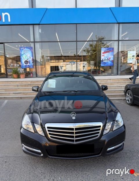 Mercedes E 220, 2.1 L, 2011 il, 244 390 km — Tovuz
