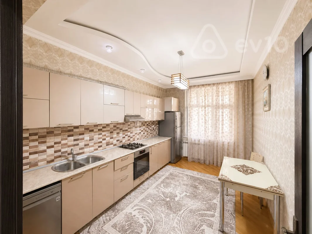 3 otaqlı mənzil, 107 m², Rüstəm Rüstəmov — Mənzil, Bakı (6)