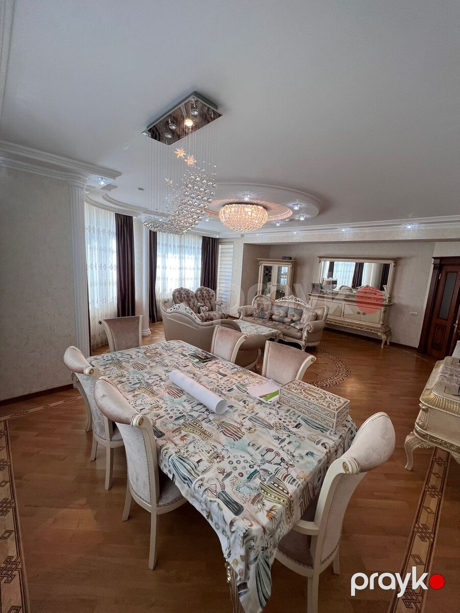 Satılır 4 otaqlı yeni tikili 200 m² — Mənzil, Bakı (2)