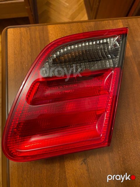 Mercedes W210 baqajın stop işığı — Bakı
