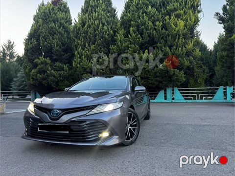 Toyota Camry, 2.5 L, 1.6 kWh, 2020 il, 140 000 km — Bakı