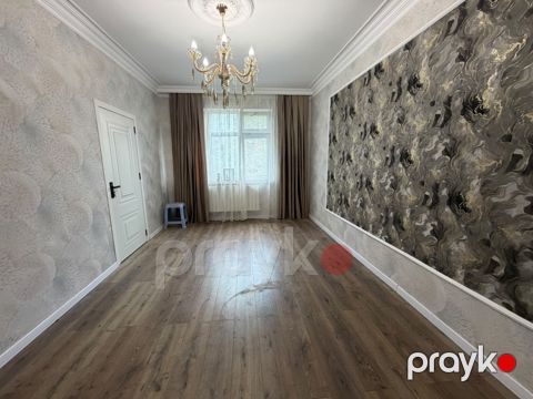 Satılır 2 otaqlı köhnə tikili 30 m² — Bakı