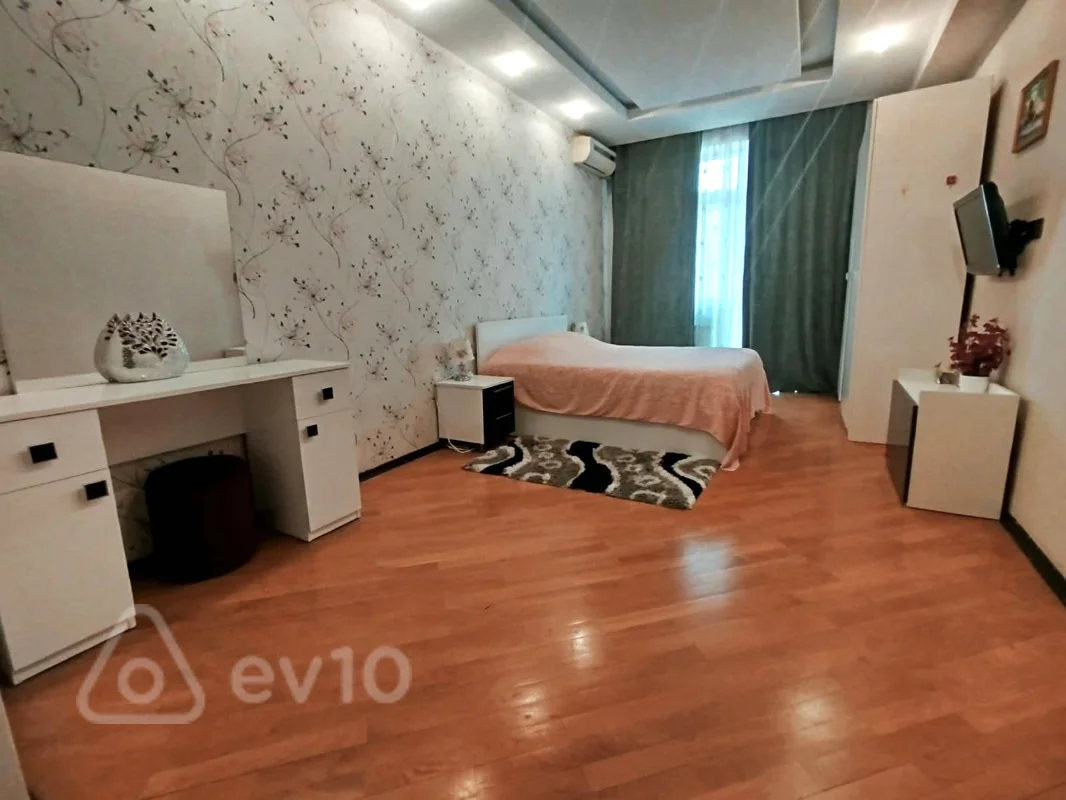 3 otaqlı mənzil, 130 m², Kövkəb Səfərəliyeva küçəsi — kirayə — Mənzil, Bakı (11)