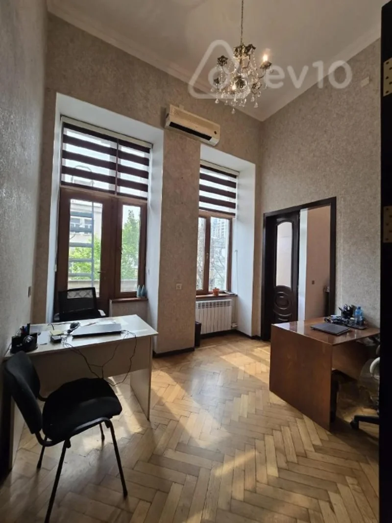 Obyekt, 200 m², Cəfər Cabbarlı küç. — kirayə — Əmlak, Bakı (3)