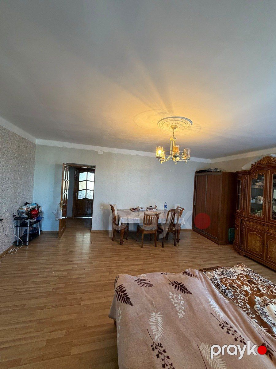 Satılır 4 otaqlı köhnə tikili 80 m² — Mənzil, Bakı (2)