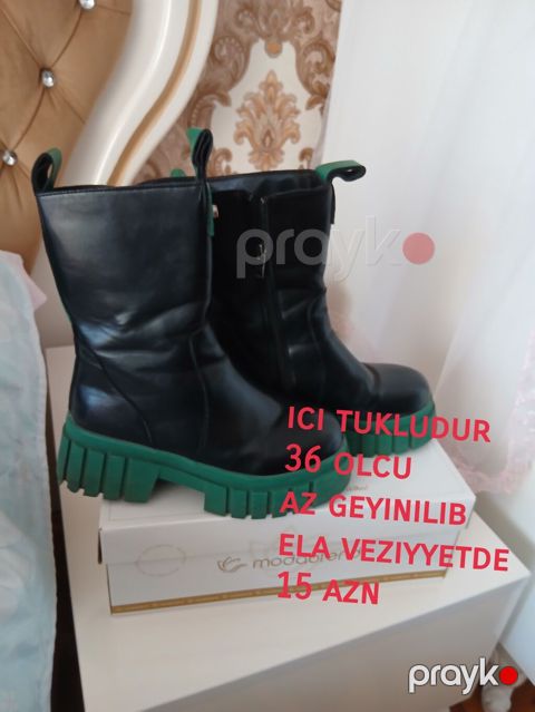 Qadın botları – qara üst, yaşıl qalın dişli altlıqla. - Ölçü: 36 az — Xırdalan