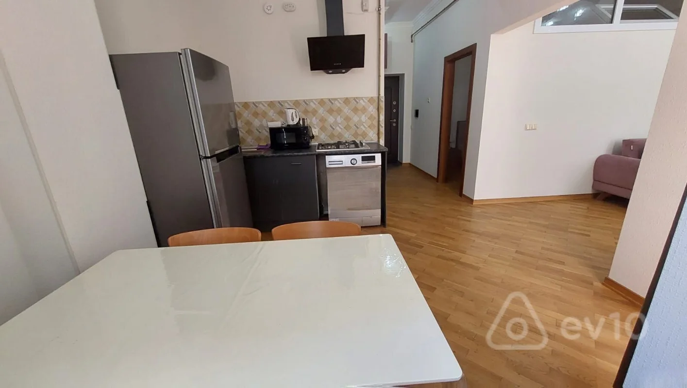 2 otaqlı mənzil, 50 m², Qlş parkı — kirayə — Mənzil, Bakı (5)