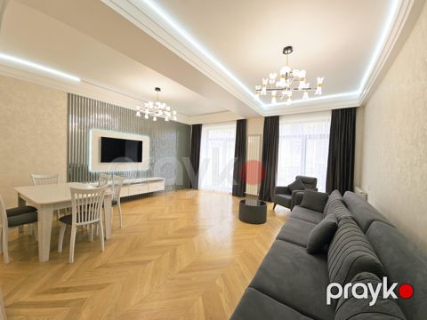 3 otaqlı mənzil, 145 m², Mərkəzi Bulvar küçəsi (Huner Towers) — Bakı