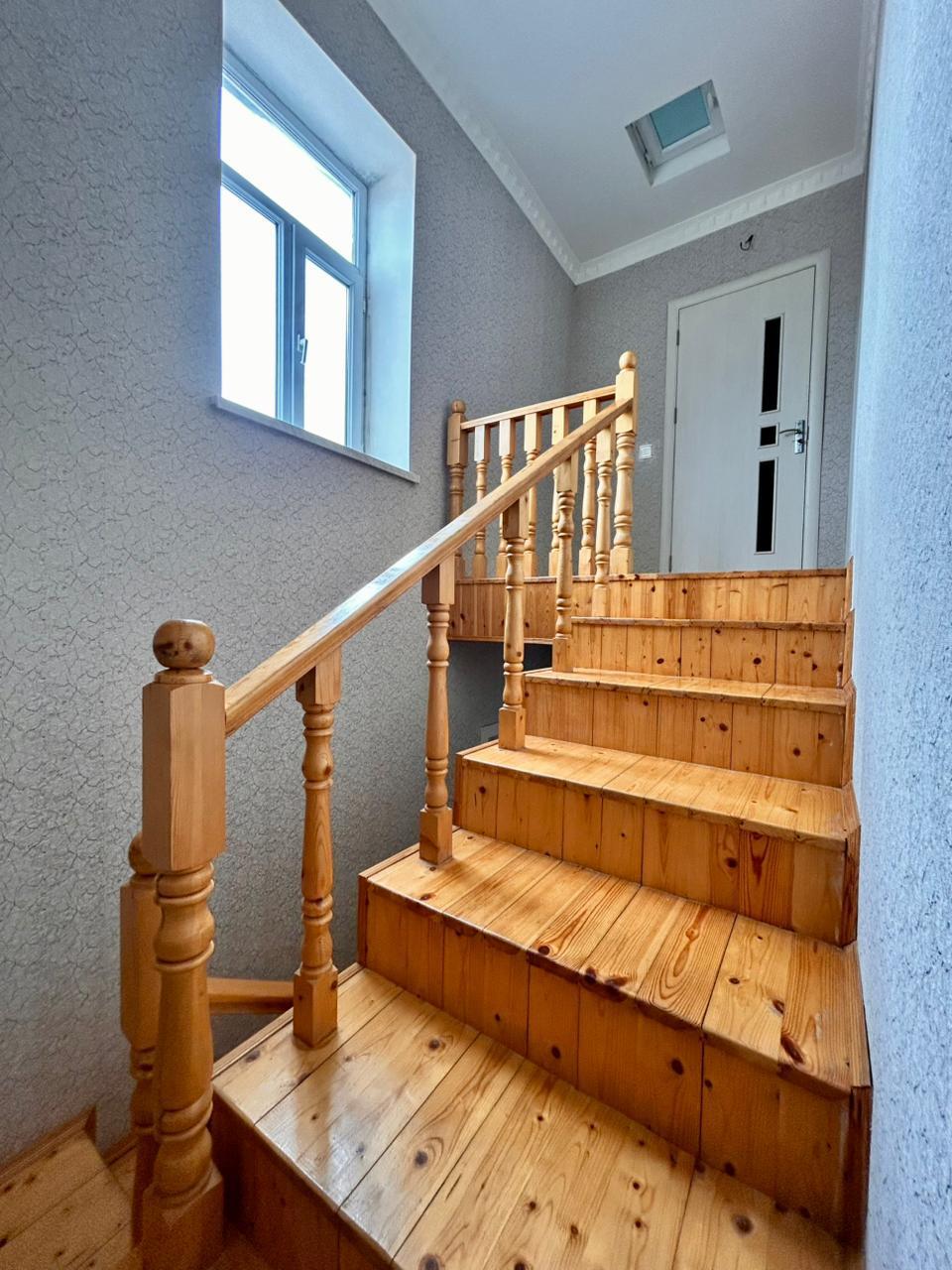 5 otaqlı ev, 250 m², Əli Tağızadə küç — Ev, villa, Bakı (8)