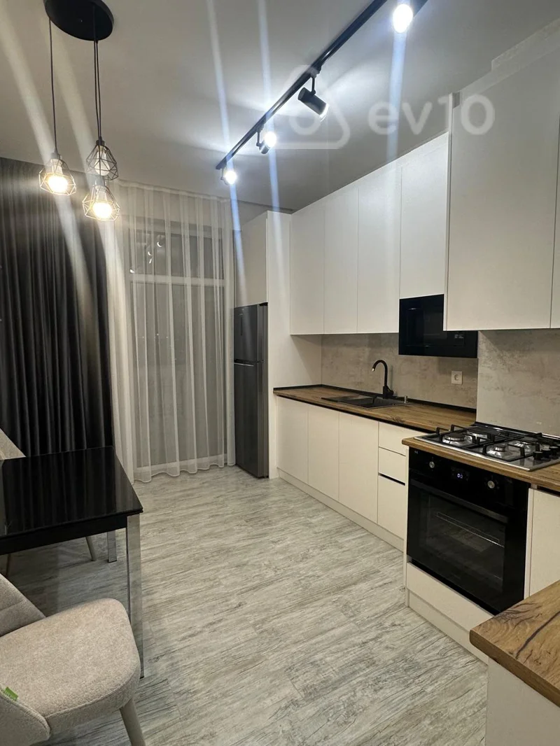 3 otaqlı mənzil, 115 m², Ağa Neymətulla küçəsi — kirayə — Mənzil, Bakı (2)