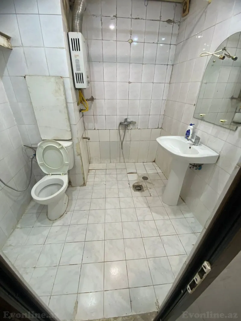 Kirayə verilir 5 otaqlı Mənzil Köhnə tikili 120 m² Bakı, Binəqədi r., Azadlıq prospekti m., 8-ci mikrorayon — Mənzil, Bakı (7)
