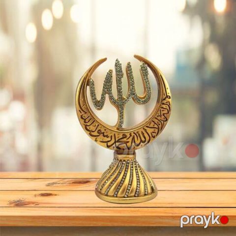 İçərisində Allah C.C Yazılı Ayətli Heykəl və Aypara — Bakı