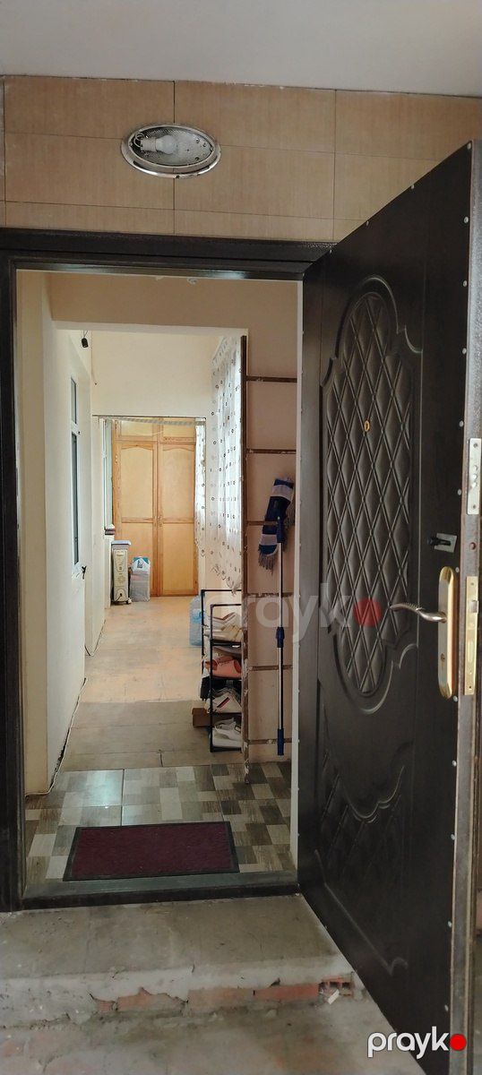 Satılır 2 otaqlı köhnə tikili 40 m² — Mənzil, Bakı (3)