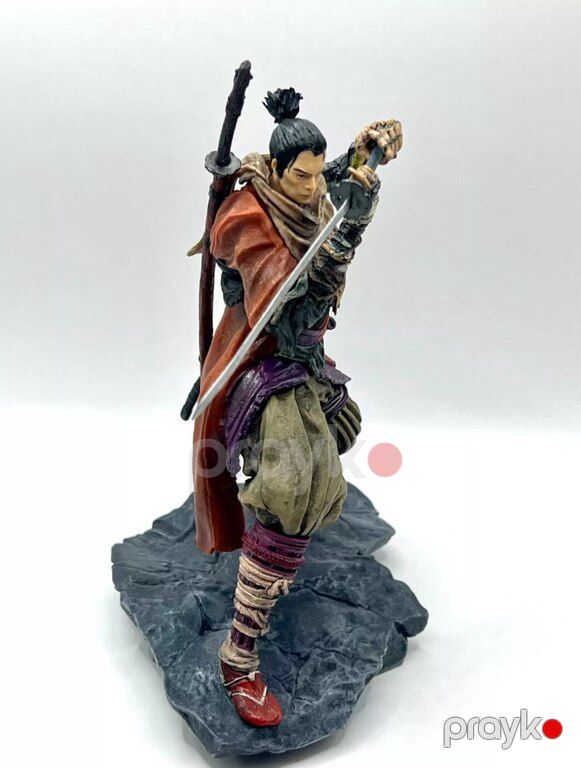 "Sekiro" fiquru — Oyuncaqlar, Mingəçevir (6)