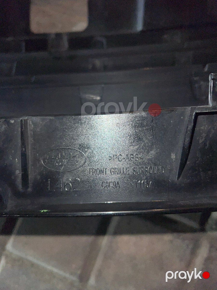 Land Rover Discovery 5 ön radiator barmaqlığı — Ehtiyat hissələri və aksesuarlar, Bakı (4)