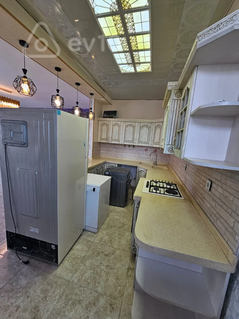 3 otaqlı mənzil, 110 m², Yasamal rayon Fuad Ibrahimbəyov küçəsində — Mənzil, Bakı (12)