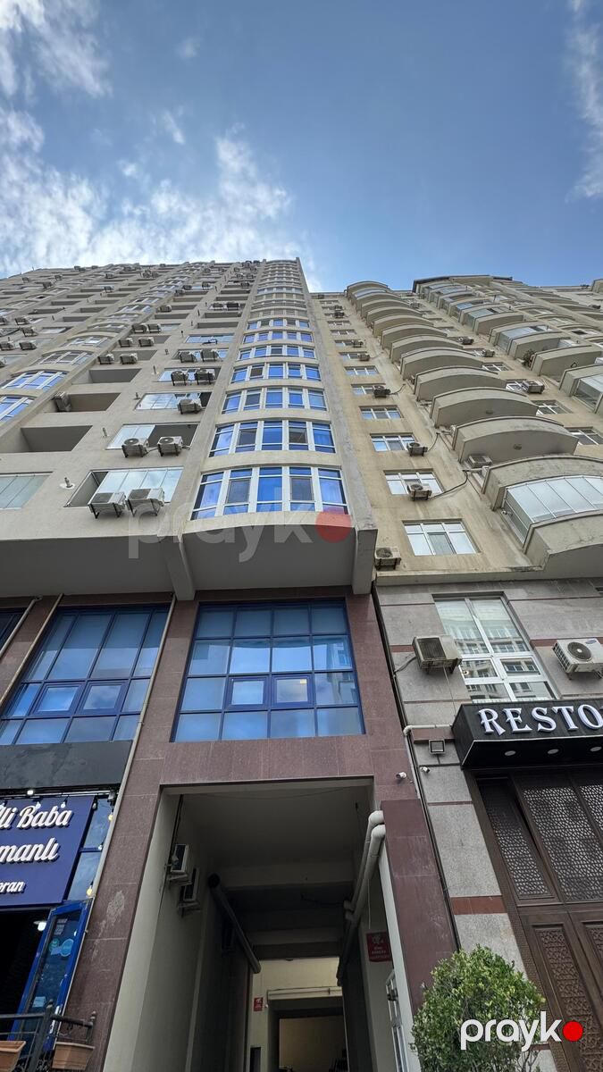 Satılır 7 otaqlı yeni tikili 320 m² — Mənzil, Bakı (2)