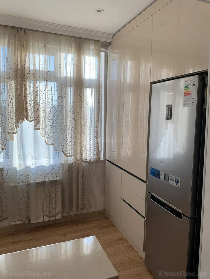 Kirayə verilir 3 otaqlı Mənzil Köhnə tikili 75 m² Bakı, Nizami r., Neftçilər m — Mənzil, Bakı (5)