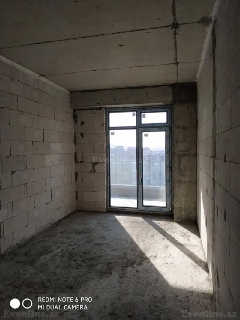 Satılır 3 otaqlı Mənzil Yeni tikili 107 m² Bakı, Nəsimi r., 28 May m — Mənzil, Bakı (3)