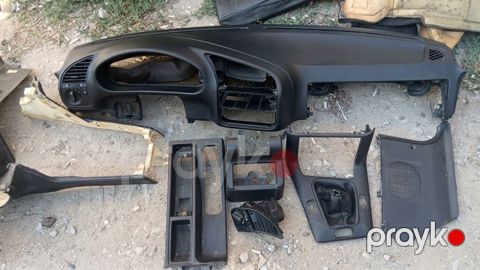 E 36 Avtomobil salon plastik detalları komplekti Təsvir: - Qara — Bakı