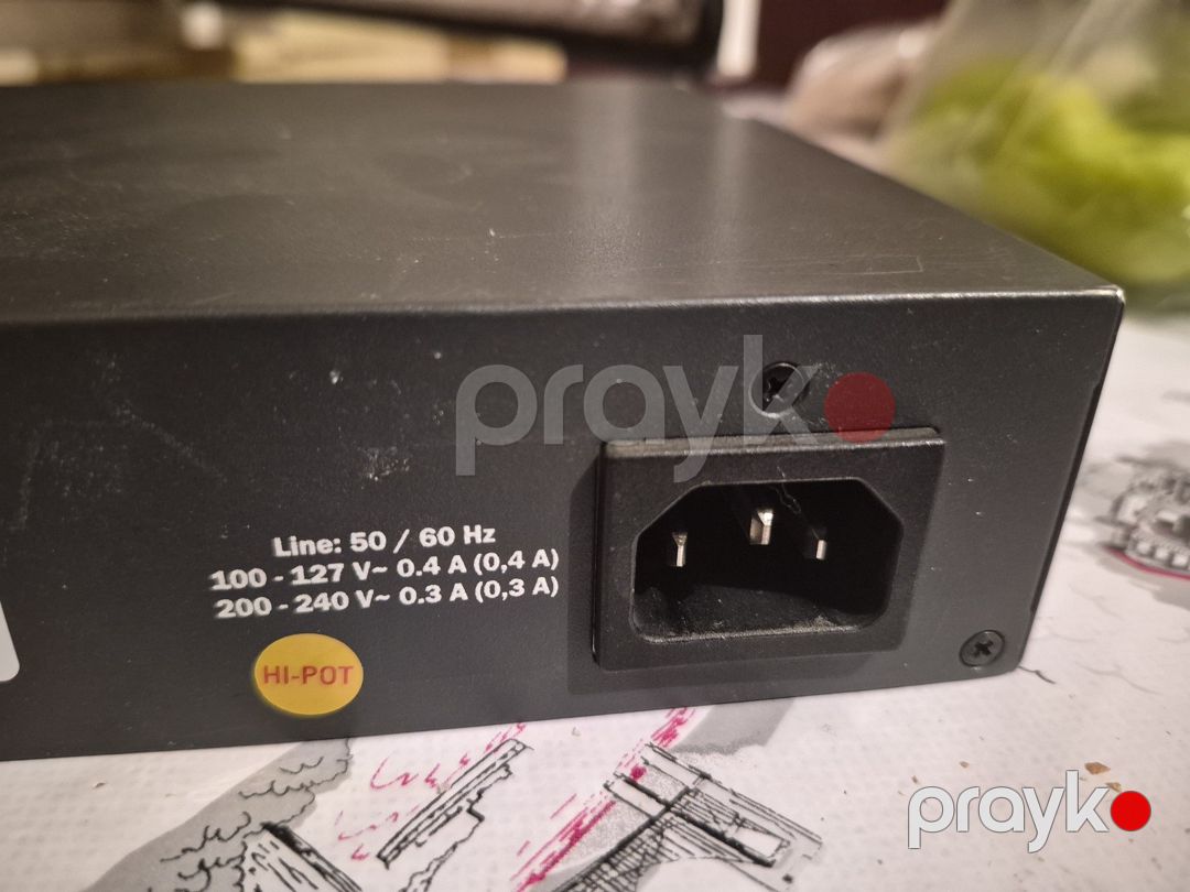 HP 1810-24G (J9803A) Switch – 24 Port Gigabit / 2 SFP — Şəbəkə və server avadanlığı, Bakı (2)