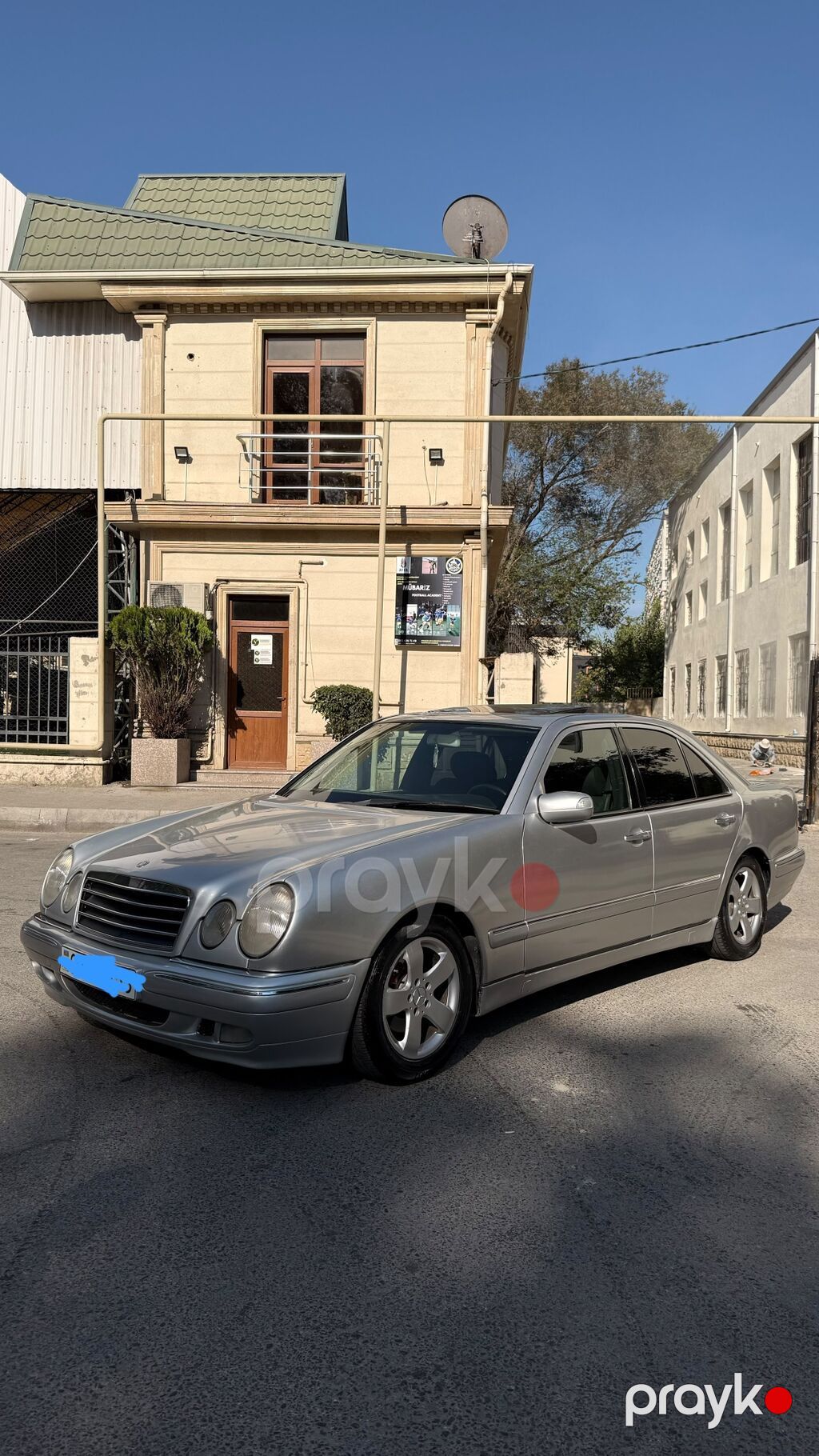 Mercedes-Benz sedan (W210 seriyası) - Kuzov: sedan, gümüşü rəng — Avtomobillər, Bakı (5)
