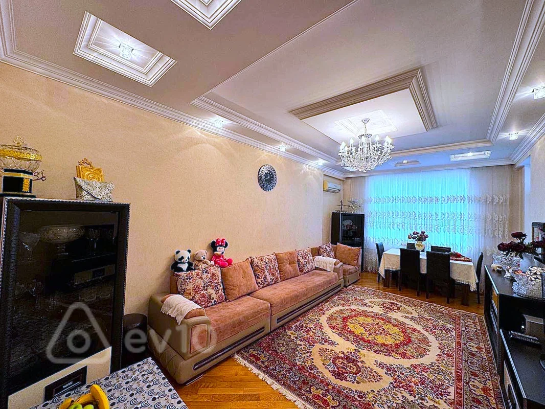 3 otaqlı mənzil, 120 m², Abbas Mirzə Şərifzadə küç — Gülər
