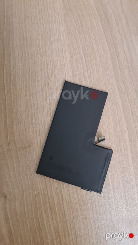 Apple iPhone 16 Pro Max batareyası — Bakı