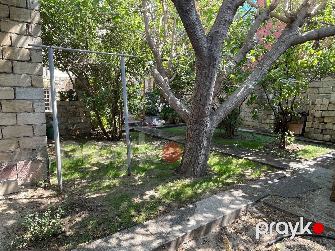 Satılır 9 otaqlı həyət evi/bağ evi 250 m² — Ev, villa, Bakı (4)