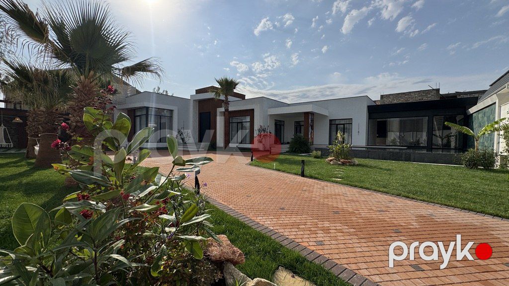 Satılır 5 otaqlı həyət evi/bağ evi 260 m² — Ev, villa, Bakı (2)