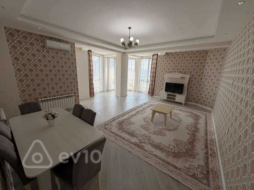 3 otaqlı mənzil, 150 m², Qulu Quliyev küç. — kirayə — Gülər