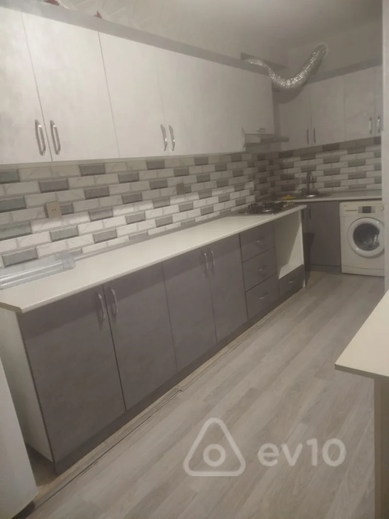 3 otaqlı mənzil, 80 m², Qalubiyyə küçəsi, Xırdalan — kirayə — Xırdalan
