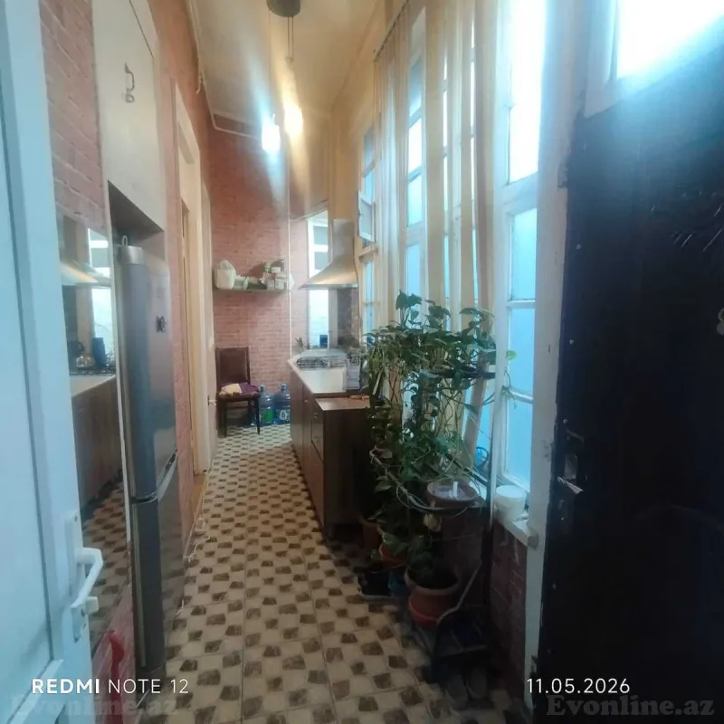 Satılır 2 otaqlı Mənzil Köhnə tikili 50 m² Bakı, Səbail r — Mənzil, Bakı (5)