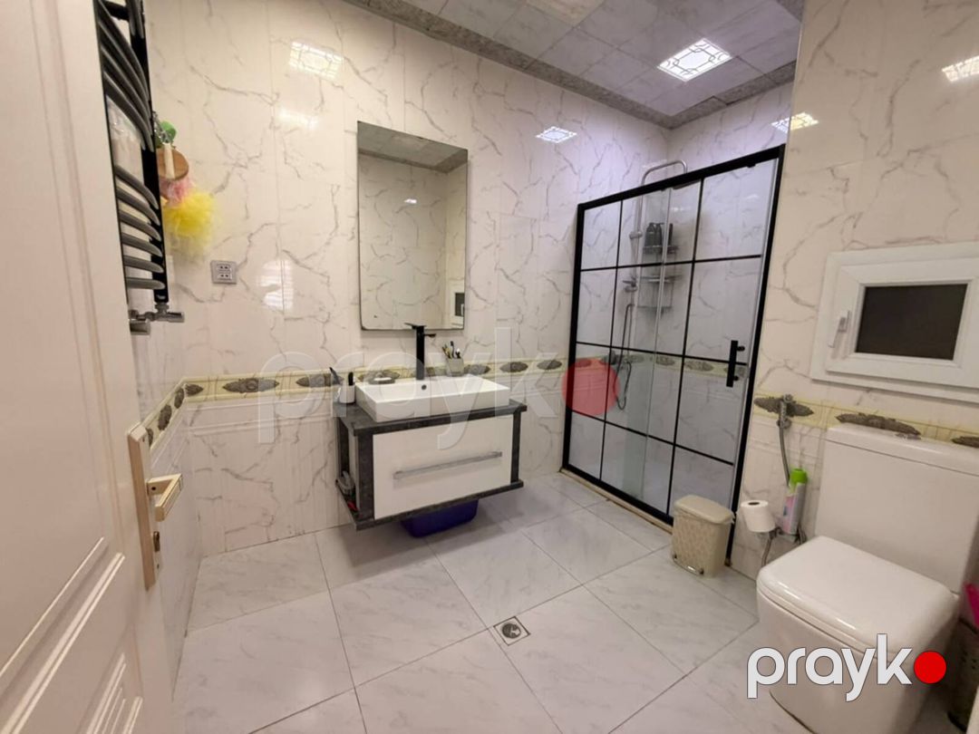 Satılır 4 otaqlı köhnə tikili 110 m² — Mənzil, Bakı (11)