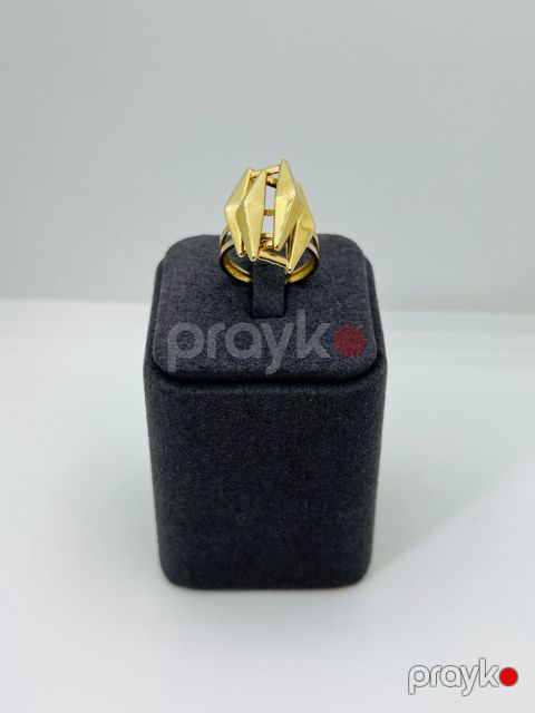 Qızıl üzük 585 əyyar Türkiyə istehsalı GH06073, qramı 2,4, barmaq ölçüsü 17,5 mm - GH06073 — Bakı