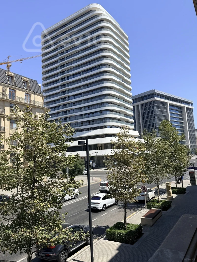 4 otaqlı mənzil, 160 m², Ağ Şəhər — kirayə — Bakı