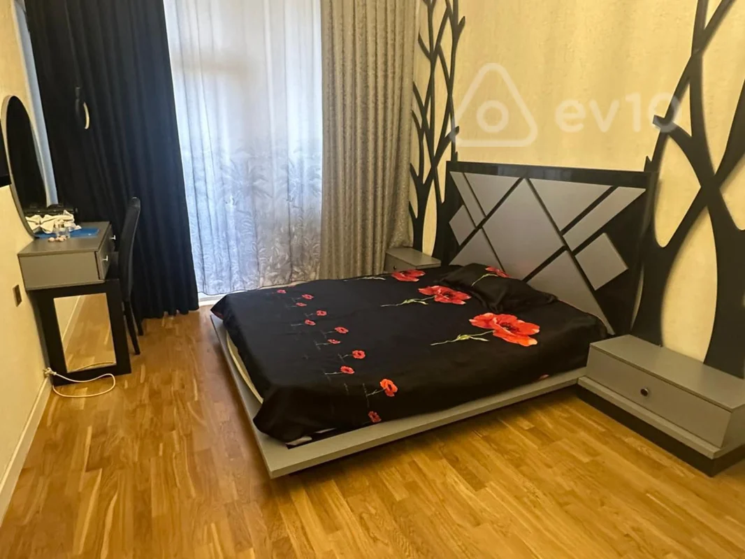 3 otaqlı mənzil, 80 m², Süleyman Sani Axundov küçəsində, 8-ci mikrorayon ərazisində Azadlıq metrosunun çıxışında — kirayə — Mənzil, Bakı (8)