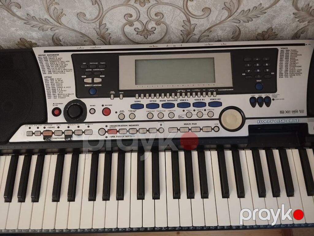 Yamaha PSR-550 sintezator Xüsusiyyətlər: - 61 ədəd tam ölçülü klaviş — Pianino və digər klaviş alətləri, Bakı (4)