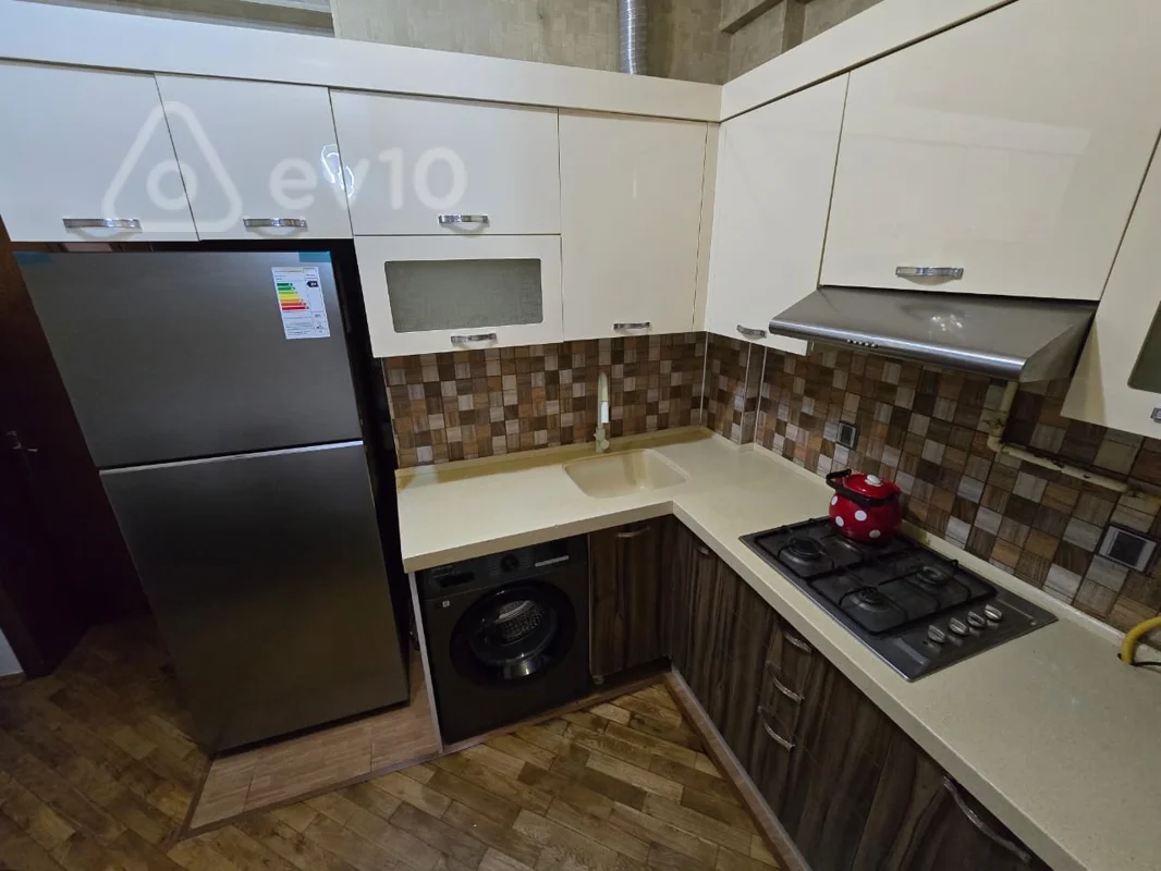 2 otaqlı mənzil, 80 m², Nəcəfqulu Rəfiyev küç — kirayə — Mənzil, Bakı (8)