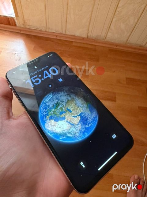 Apple iPhone XS Max Silver 256GB/4GB — Bakı