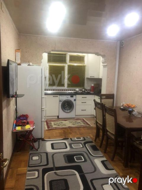 Satılır 2 otaqlı köhnə tikili 52 m² — Bakı