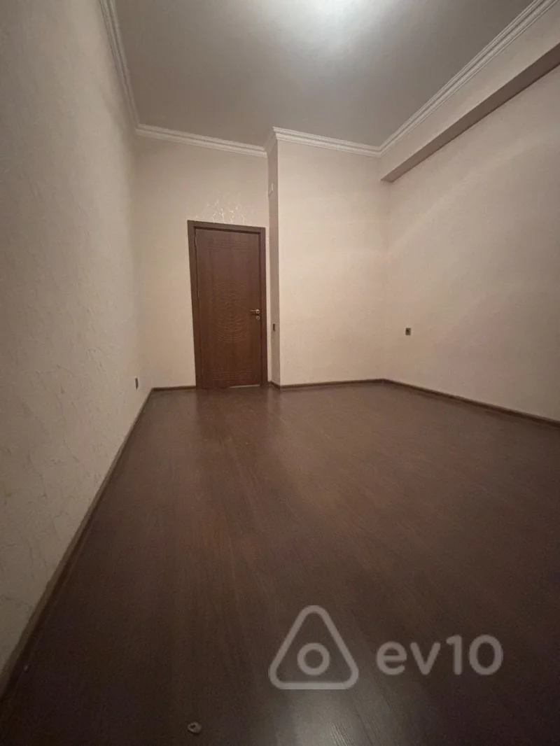 4 otaqlı mənzil, 110 m², Müstəqillik küçəsi — Mənzil, Bakı (8)