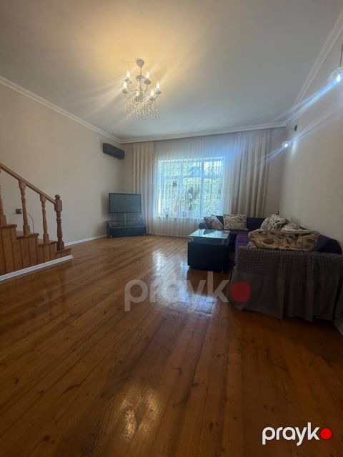 Satılır 3 otaqlı həyət evi/bağ evi 120 m² — Bakı