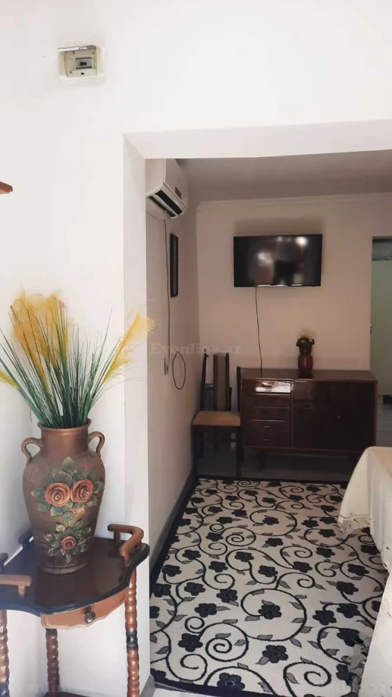 Satılır 1 otaqlı Mənzil Köhnə tikili 28 m² Bakı, Nərimanov r., 8 Noyabr m — Mənzil, Bakı (8)