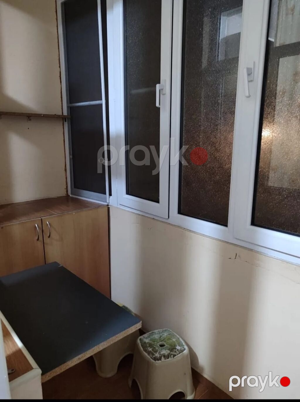 Ev Masazırda Qurtuluş 93 də yerləşir. 6 mərtəbəli binanın 5 ci — Mənzil, Masazır (6)