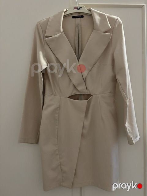 Brend: Trendyol Model: Blazer stilli mini don - Rəng: bej/şampan — Bakı