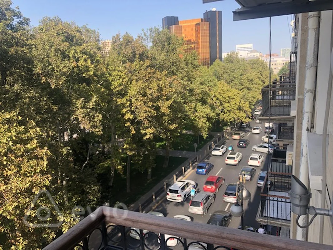 2 otaqlı mənzil, 65 m², Füzuli küçəsi — kirayə — Bakı